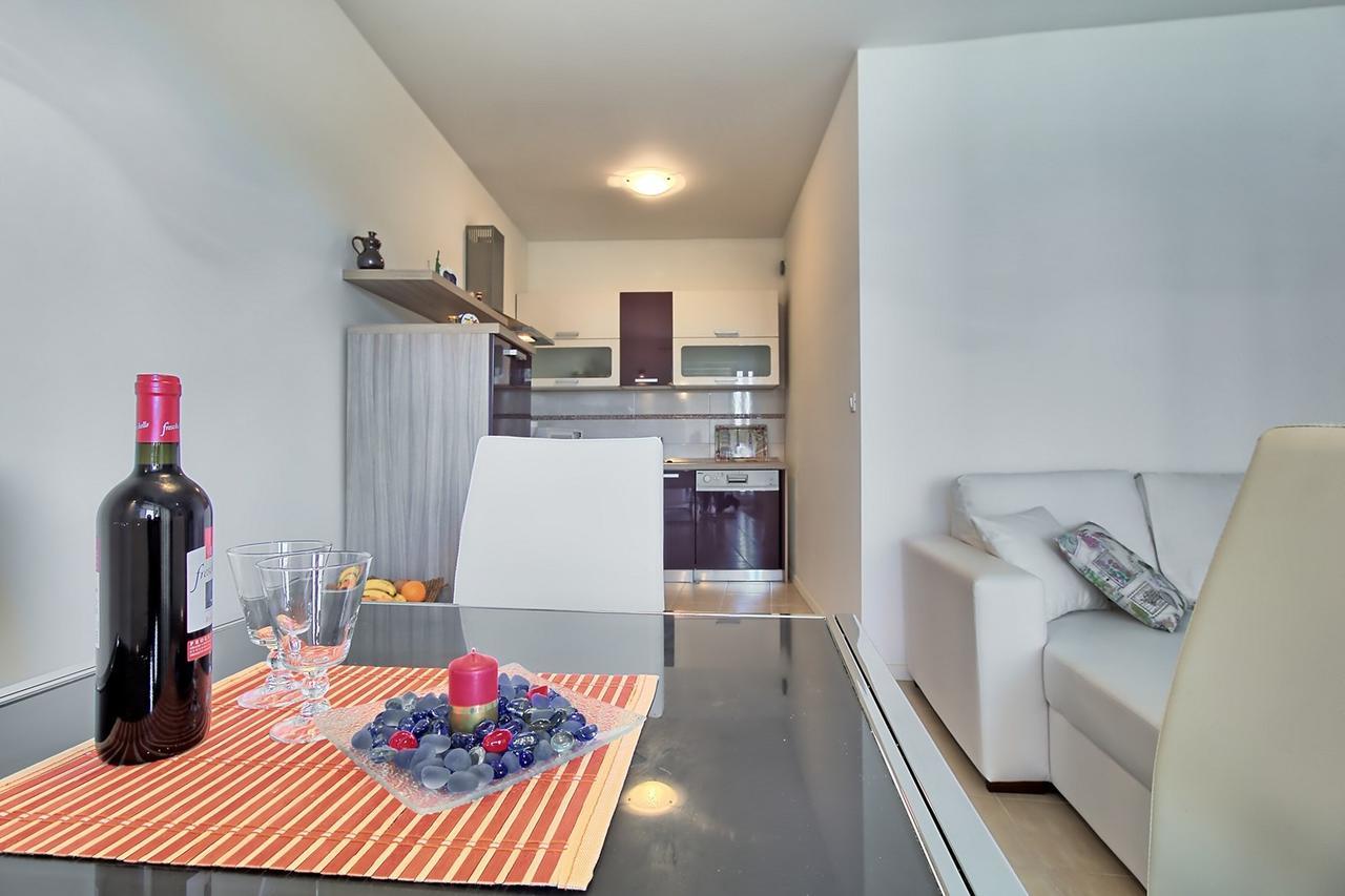 אומאג Summertime House With Apartment מראה חיצוני תמונה