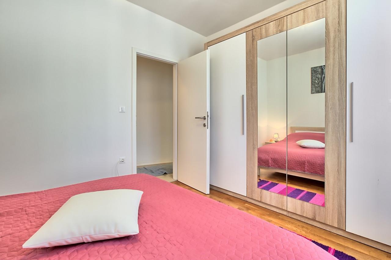 אומאג Summertime House With Apartment מראה חיצוני תמונה