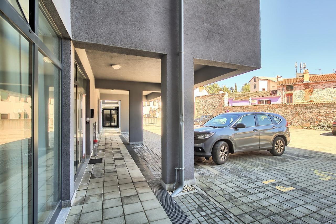 אומאג Summertime House With Apartment מראה חיצוני תמונה